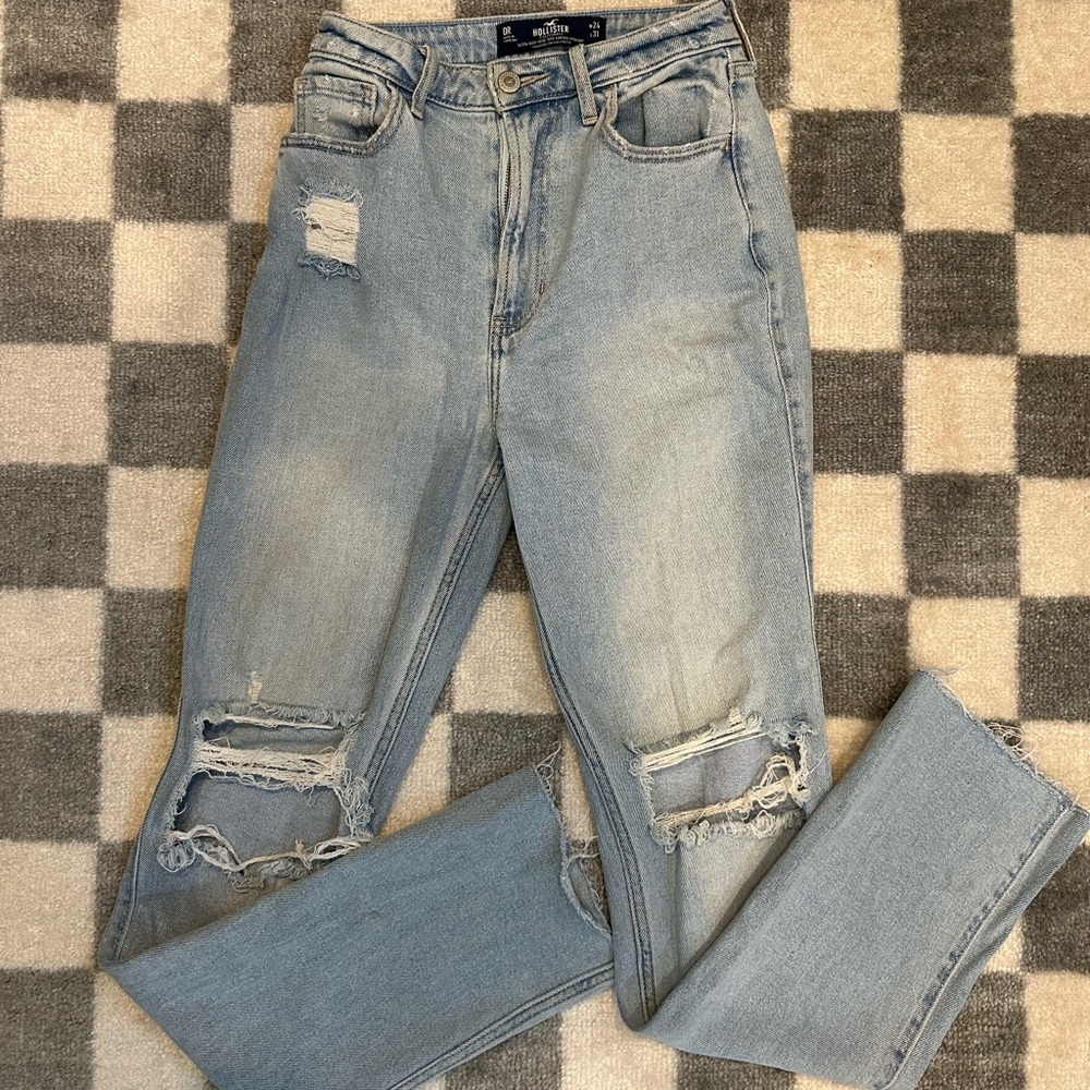 Ultra high-rise ‘90s vintage straight. Hollister vintage stretch